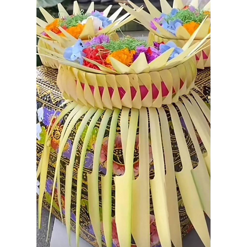 bahan busung paket sampian sodan + 2 canang bunter cantik untuk sodan gebogan keben besar