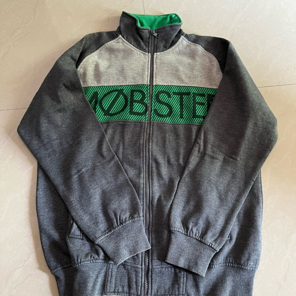 PRELOVED Tracktop Pria