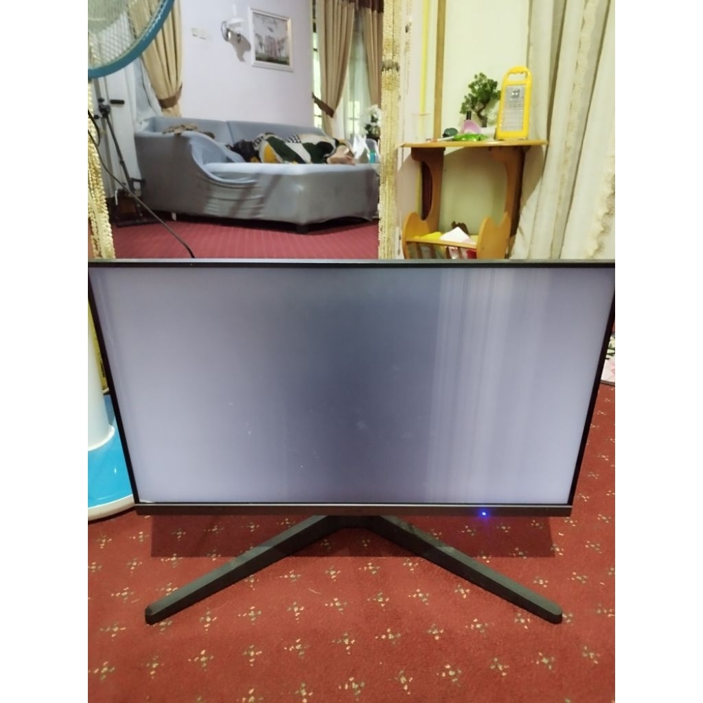 Monitor Samsung S24C330GAE (LS24C330GAEXXD) Bekas