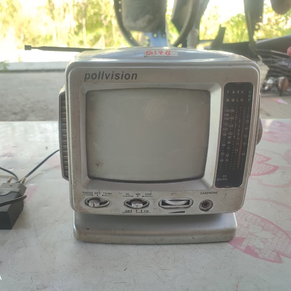 TV POLIVISION original  / Tv antik Tv mini tv vintage tv jadul tv kolektor tv antik /5178