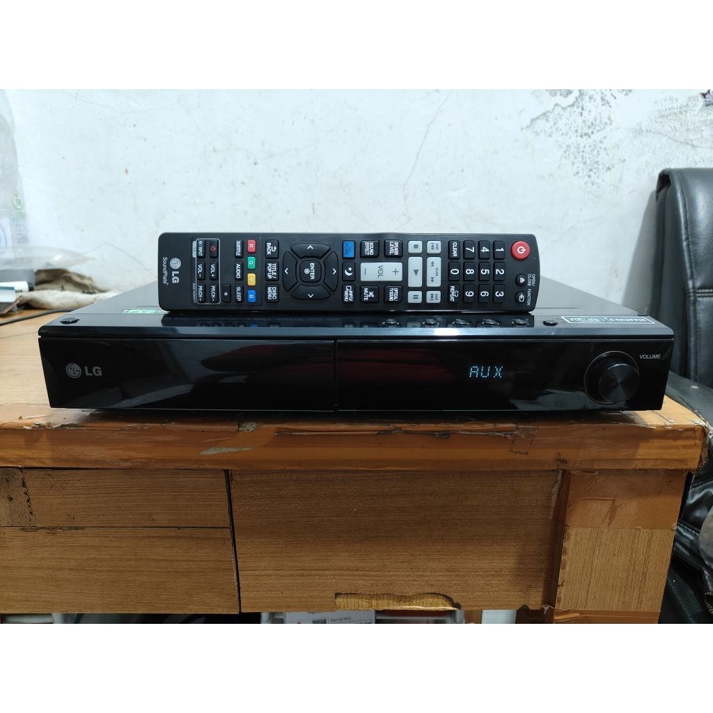 Dvd home theater lg HT806TM