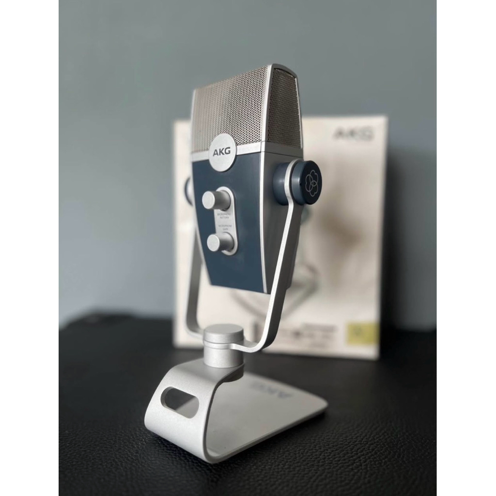 AKG Lyra Mic Podcast Condenser
