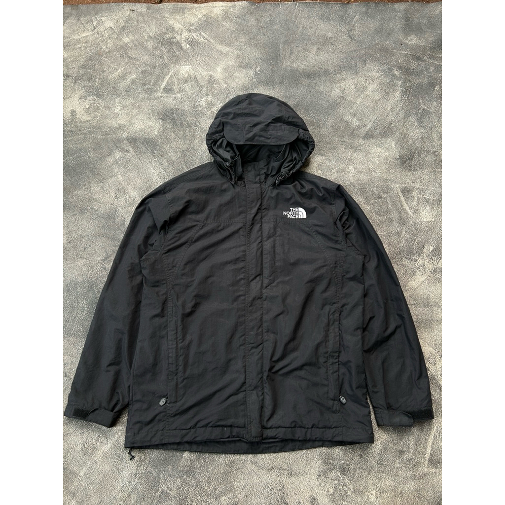 Jaket outdor Tnf hitam on tag 95