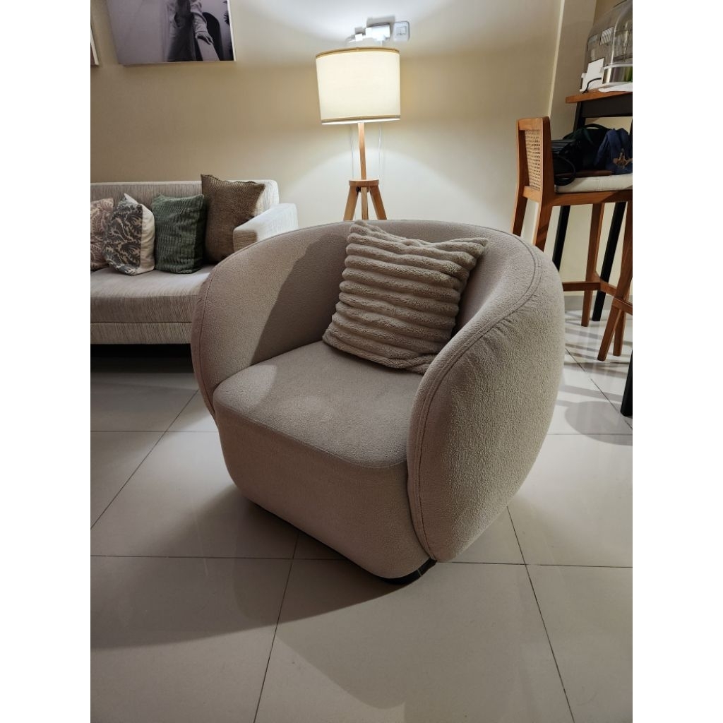 Kursi Single Sofa Bulat Bludru Estetik