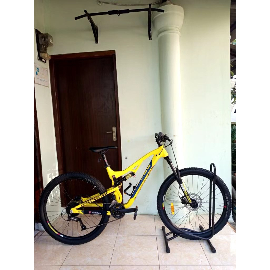 sepeda gunung thrill, sepeda harian