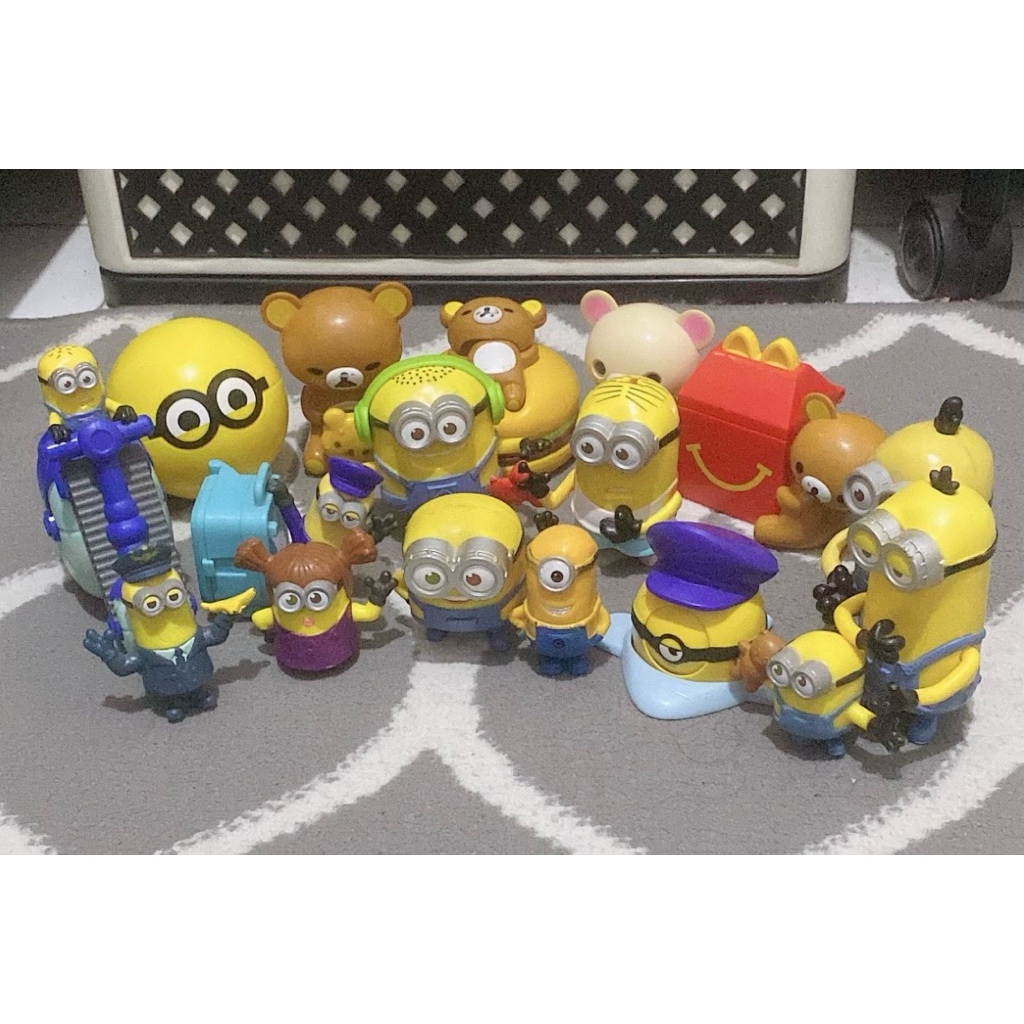 Mainan 17pcs, figure Mcd Kfc, minion, rilakkuma, preloved.
