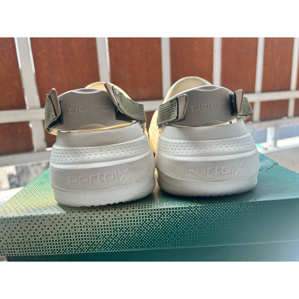 PRELOVED Porto X Gio Clogs Milk