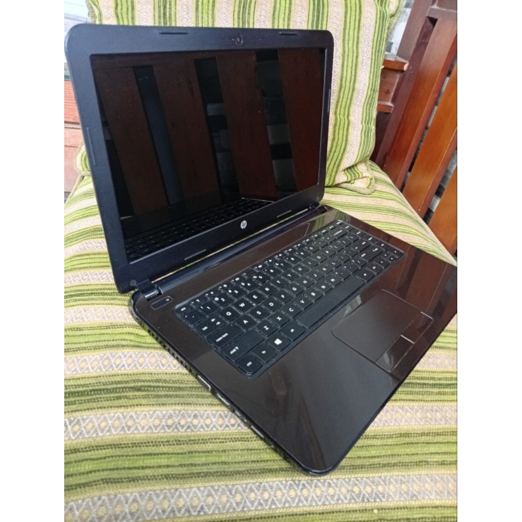 Laptop HP 14 AMD A4-5000 Quad Core RAM 4GB 14 Inch