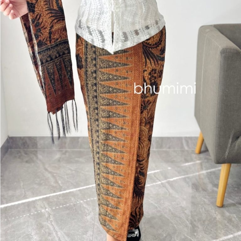 KAMEN SET DOLBY/ KAMEN JADI BATIK/ KAMEN SET SELENDANG