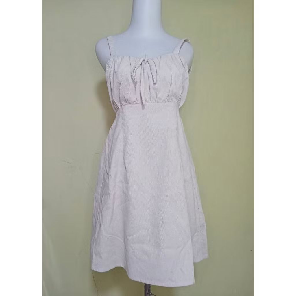 Milkmaid Dress Olive des Olive