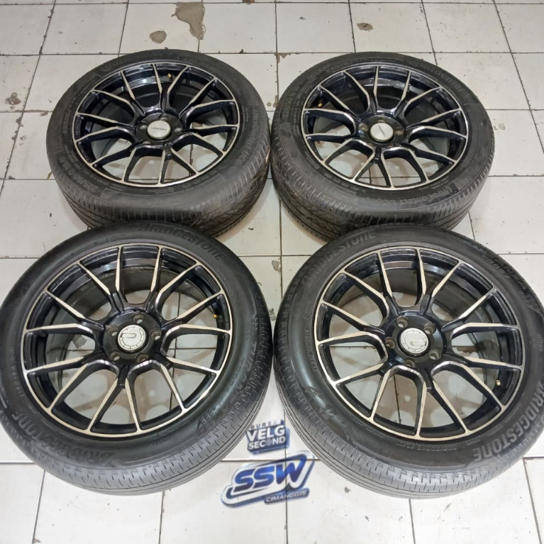 Velg Mobil GIO WHEEL R18 H5X114,3 Ban Bridgestone(2) Continental(2) 235/50+225/50 R18