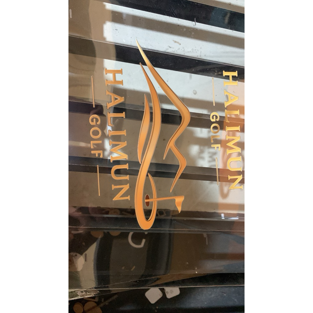sticker cutting dan print uv