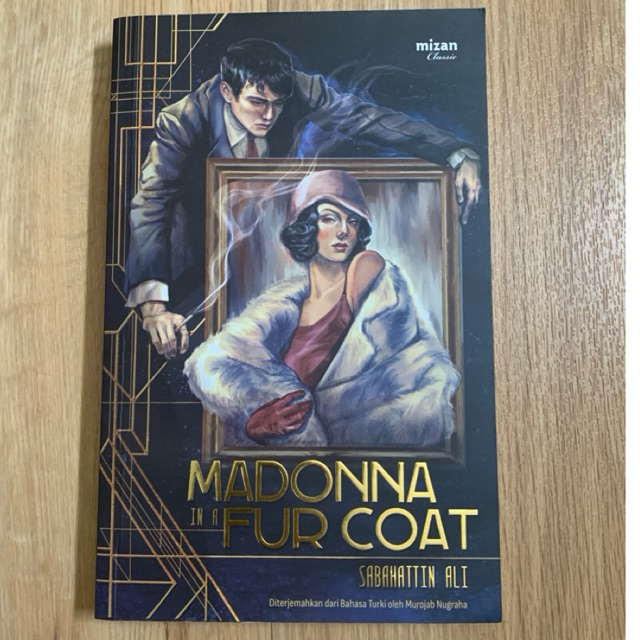 Buku Novel ORI Preloved Madonna in Fur Coat