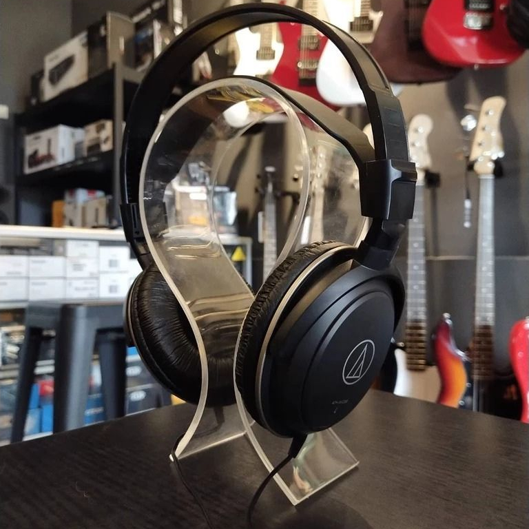 Audio-Technica ATH-AVC200 Ear Dynamic Headphone