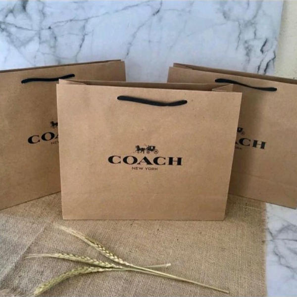 Factory Outlet Box Logo coach