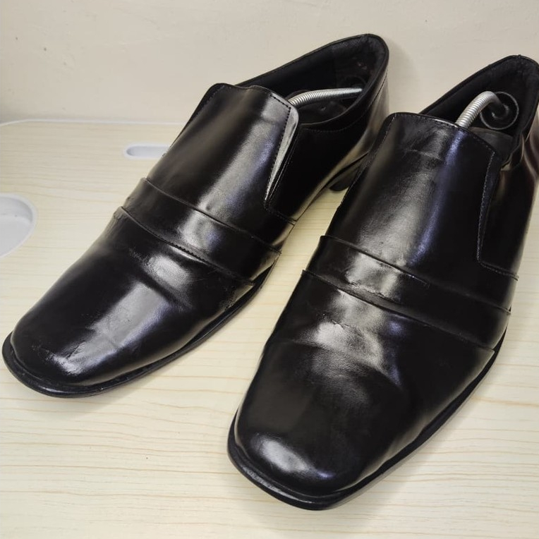Wetan Sepatu Kulit Pria Formal Size 47 Insole 31 cm Preloved Bekas Second