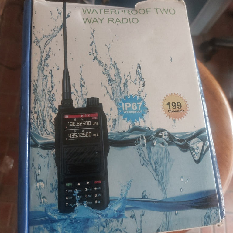 HT MOTOROLA GT-15 FREKUENSI 4 BAND MOTOROLA 15 WATT WALKIE TALKIE MOTOROLA GT15 POWER 20 WATT ANTI A