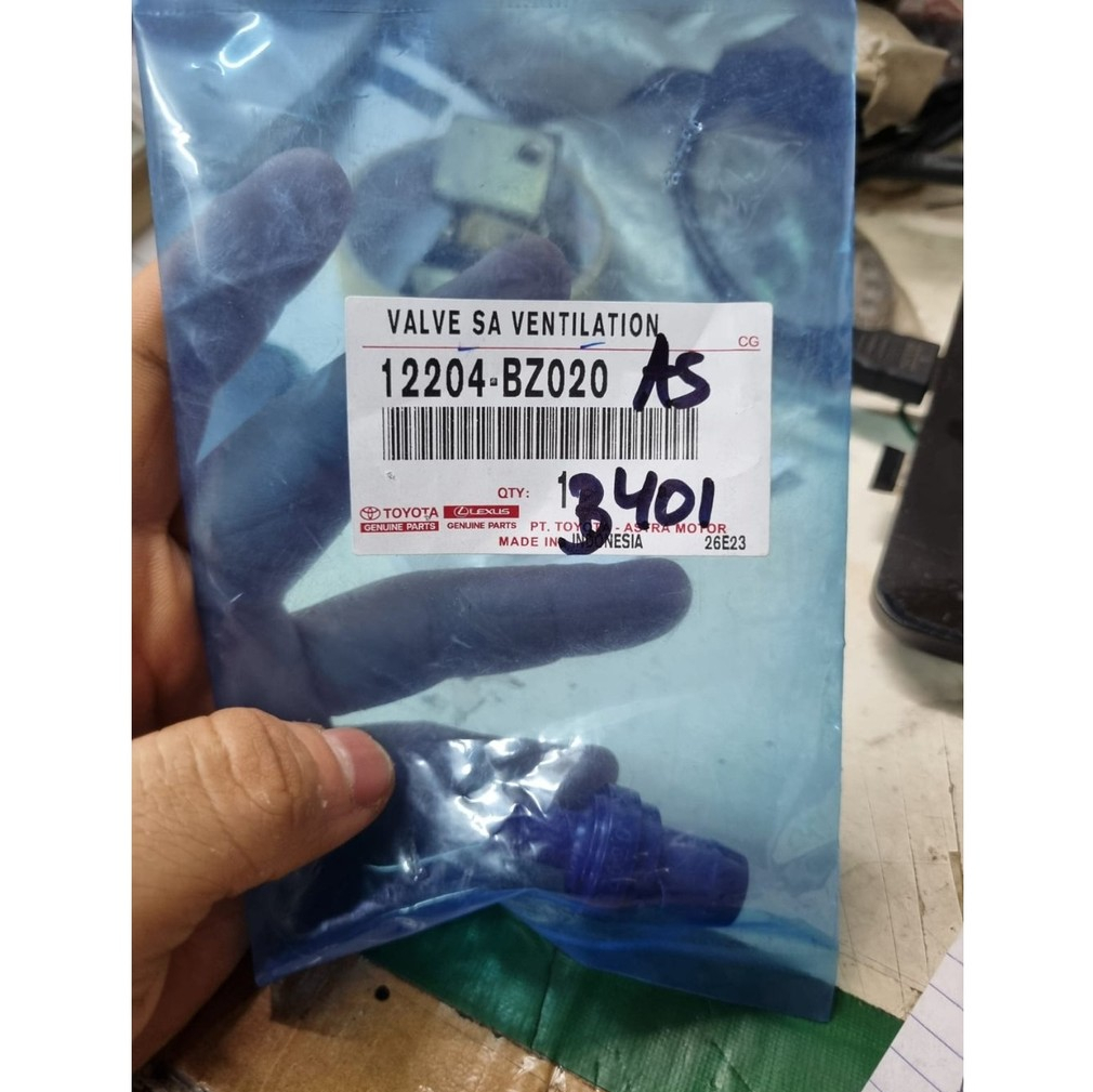 ORIGINAL baru valve PCV sigra agya ayla 1000 cc ungu 12204-bz020