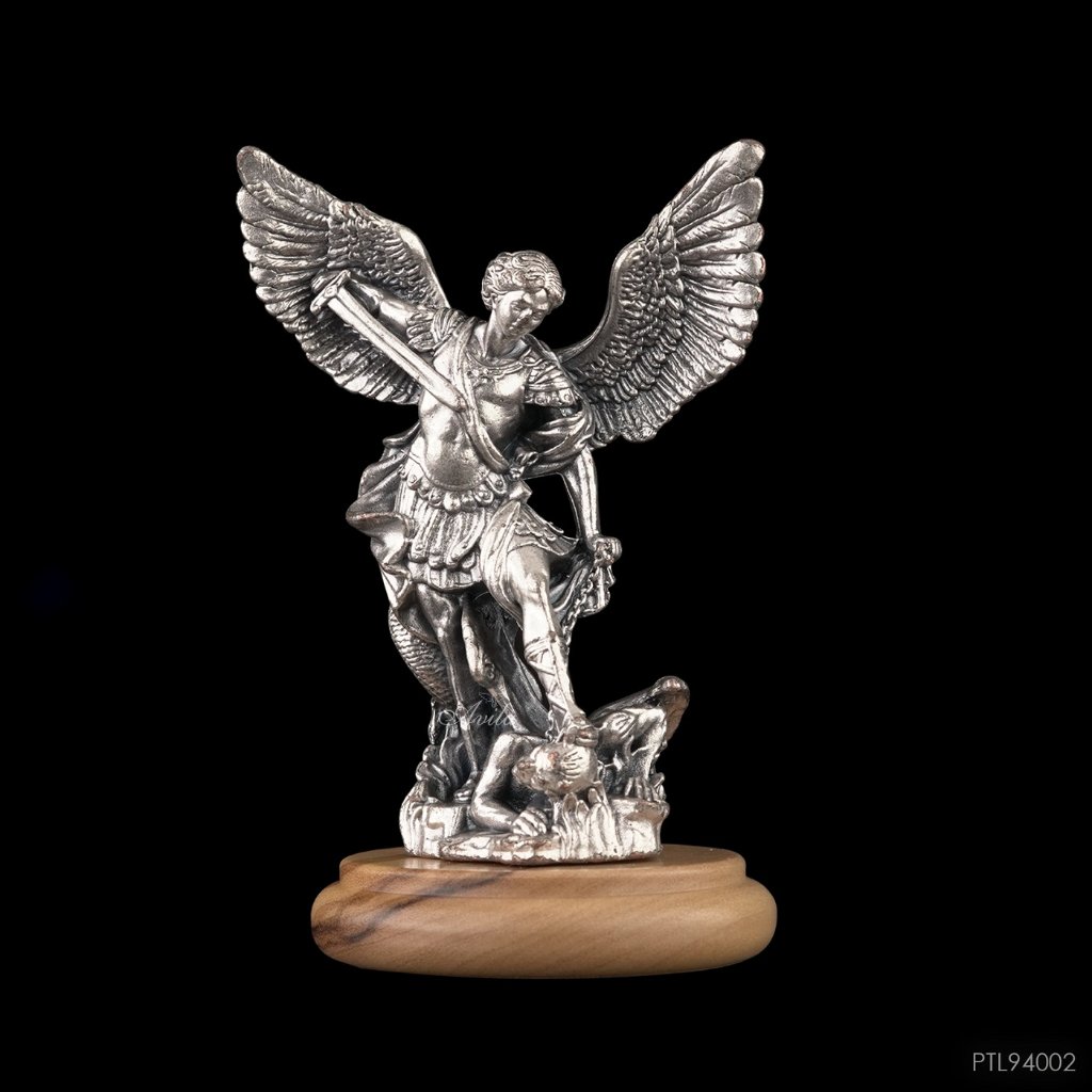Patung St. Michael Metal Base Olive