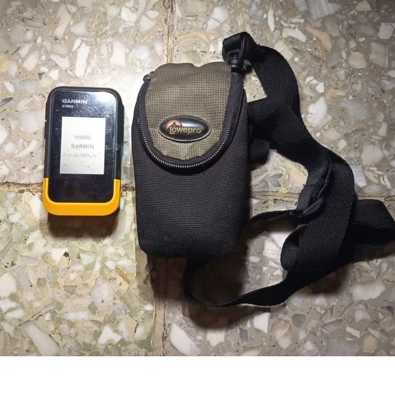 Garmin etrex SE second free tas lowepro
