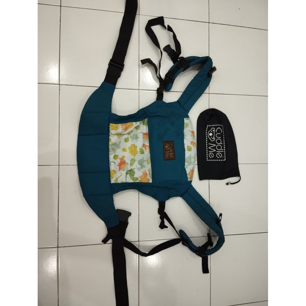 Cuddle me lite carrier preloved