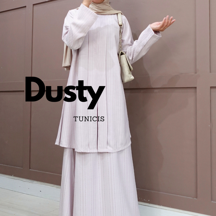 Tunicis Medelyn One set Setelan Wanita