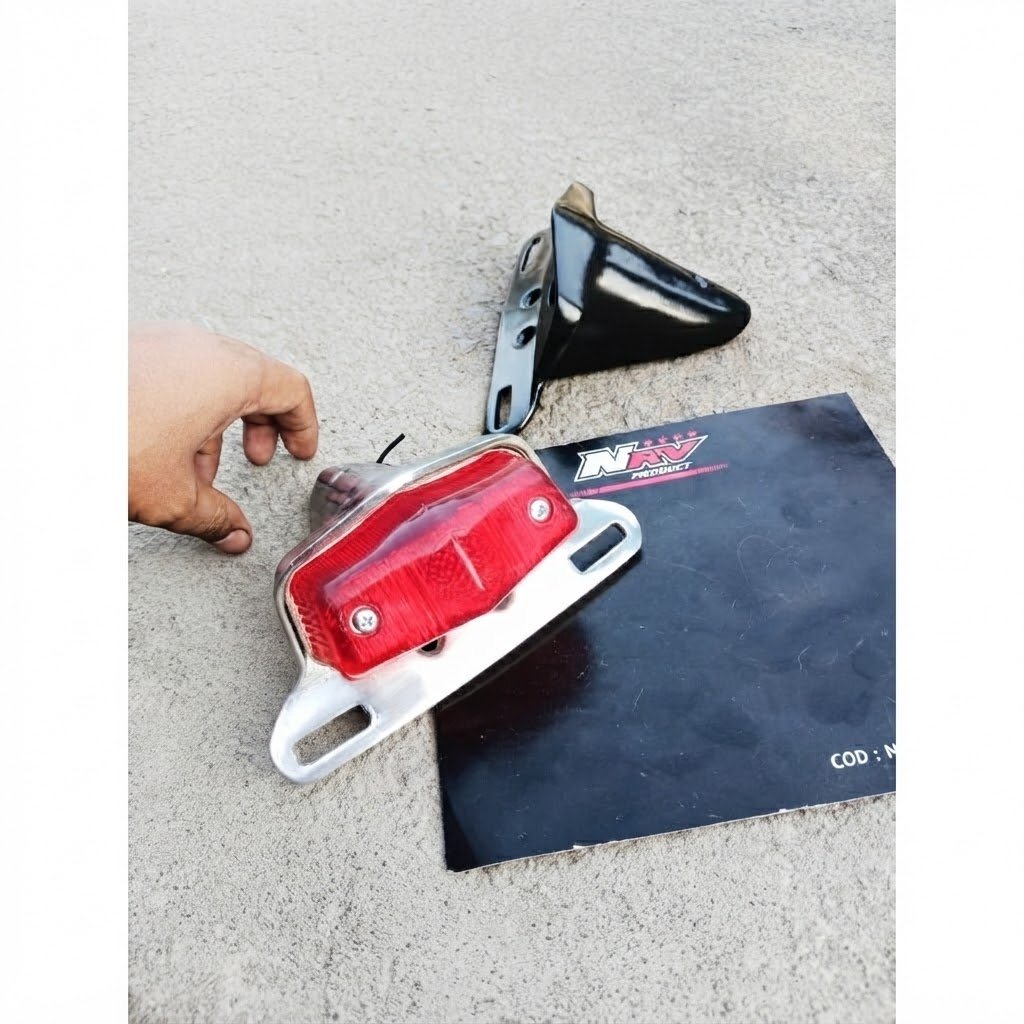 Stoplamp British style. Stoplamp lucas. Lampu belakang motor custom nrv