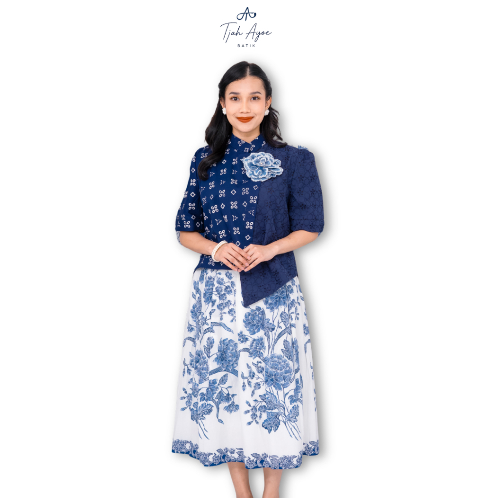 Batik Tjah Ayoe - Set Kebaya Wanita Batik Navy Rok Klok Batik Encim