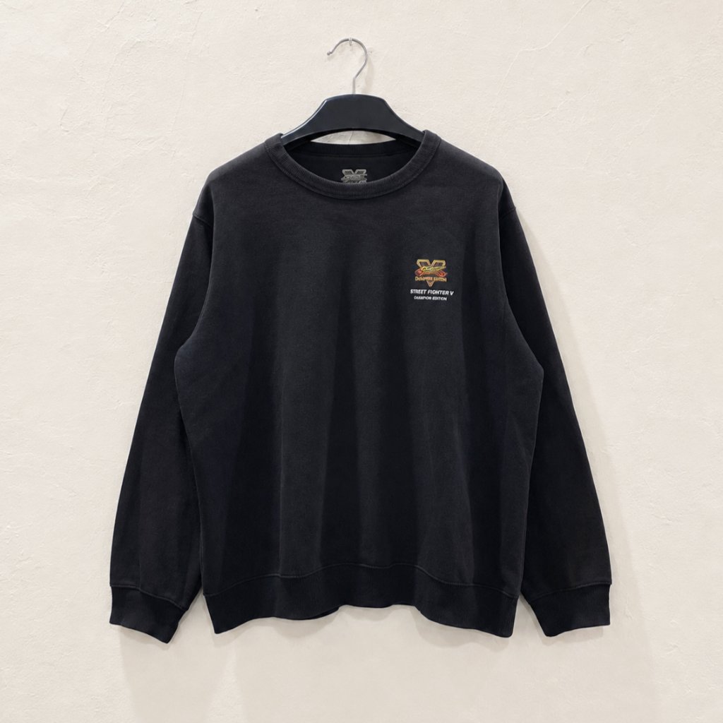 Crewneck Sweatshirt UNIQLO GU Capcom Street Fighter V