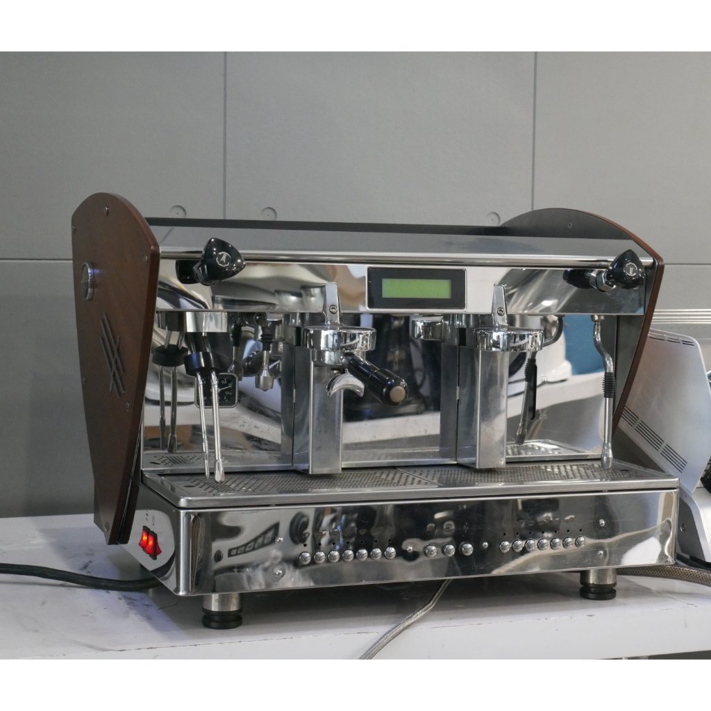 Mesin espresso komersial Etnica Orchestrale display 2 group second,bekas