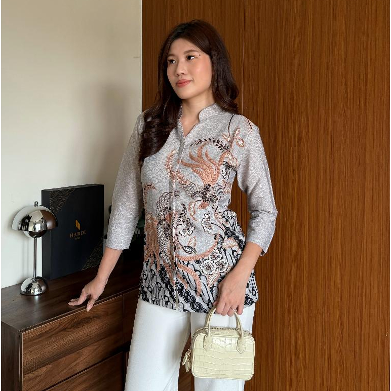 Hardi Batik - ARUMI | Blouse Batik Wanita