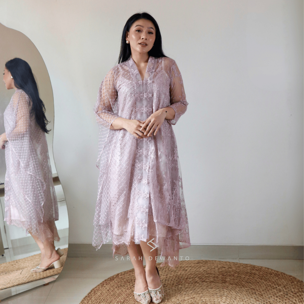 Sarah Dewanto Dress Kartini Kelelawar