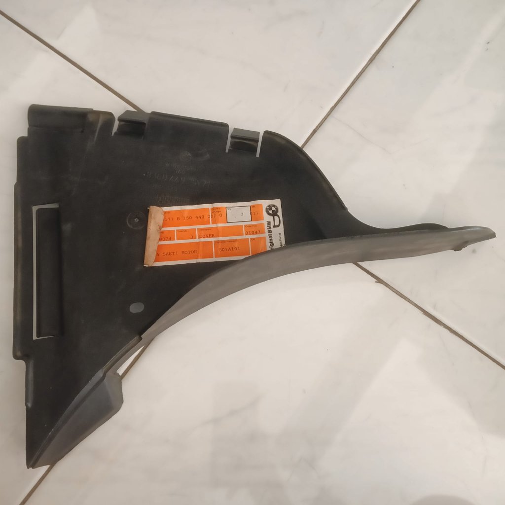 COVER BAWAH FENDER BEMPER DEPAN KIRI LOWER ENGINE COVER LEFT E38 51718150449 ORIGINAL