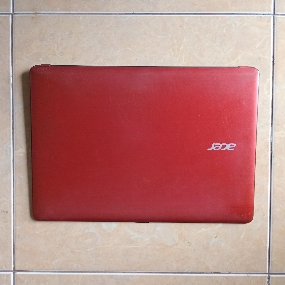 Casing LCD Belakang Acer One Z1402