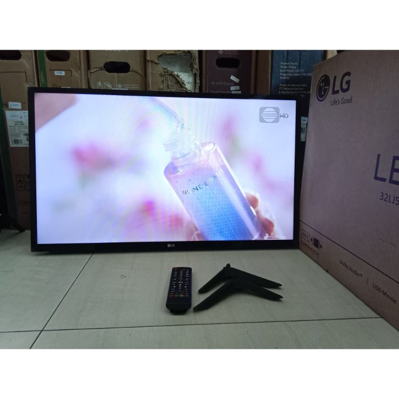 LG DIGITAL TV LED 32INC SUDAH TANPA STB, KONDISI BEKAS MASIH SEGEL 27M6A