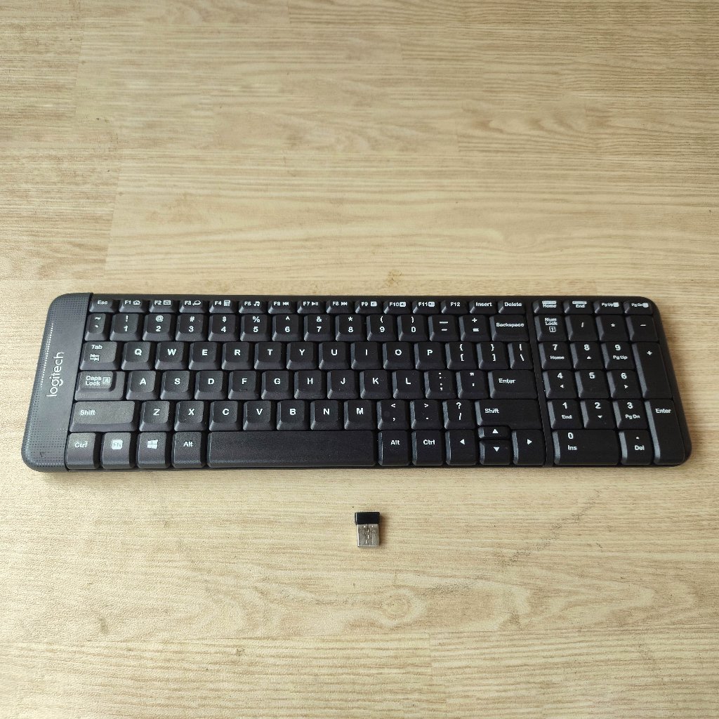 Keyboard Wireless Logitech K220 + Usb Receiver Preloved