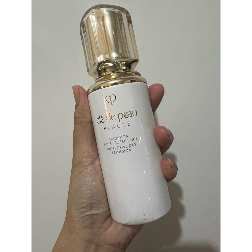 Cle de peau Emulsion