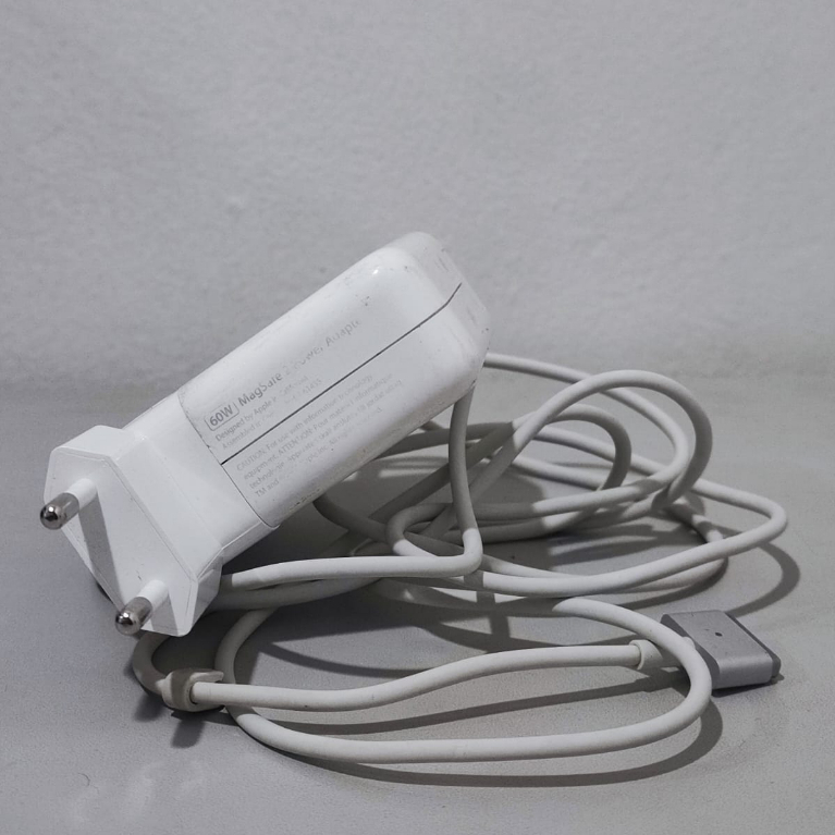 ADAPTOR CHARGING MACBOOK MAGSAFE 2 60WATT ORIGINAL SECOND