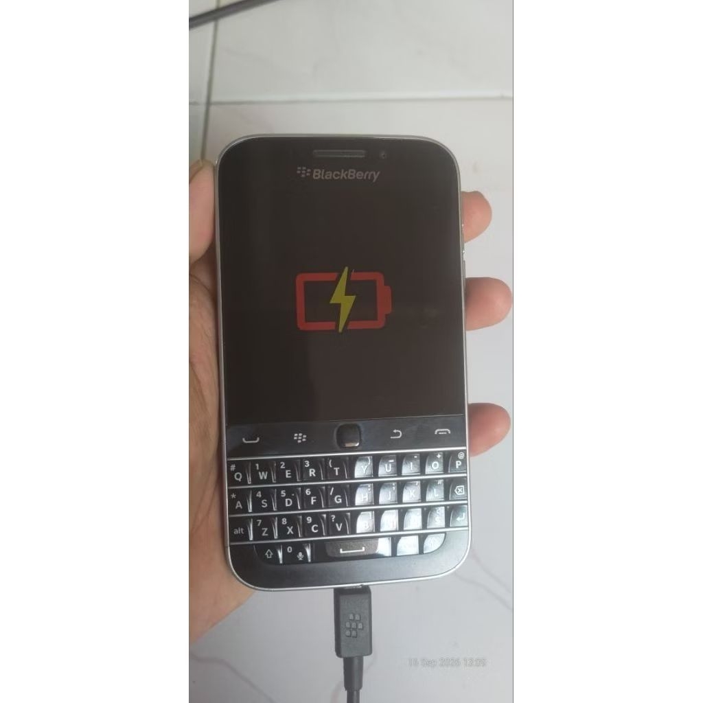 Blackberry Q20 Classic logo baterai