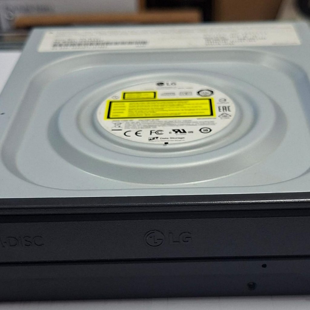DVD RW INTERNAL SATA MERK LG OEM (SECOND)