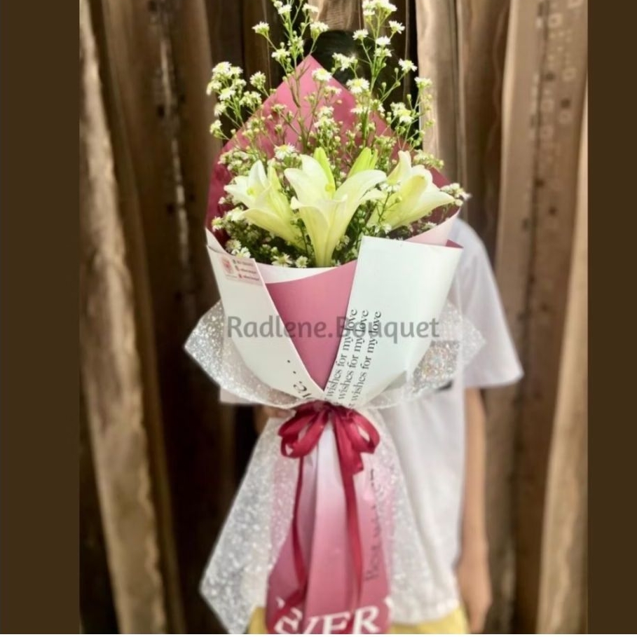 Fresh Flower Lily Bouquet