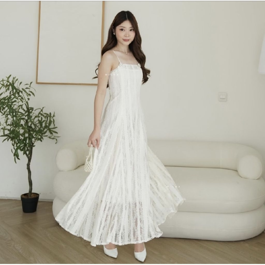 (PRELOVED) Long White Dress Maxi Gaun Panjang Beach MX315 Basic Korean Style