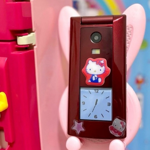 GARAKE FLIP PHONE (DUMMY PHONE)