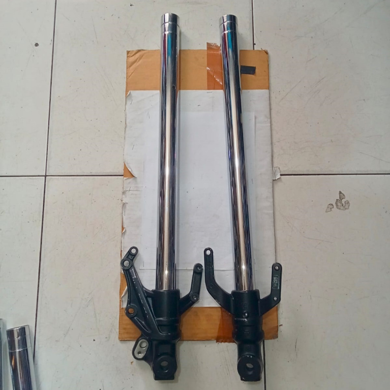AS SHOCK DEPAN UPSIDE DOWN USD KANAN KIRI YAMAHA R25 NEW/MT25 NEW ORIGINAL KYB