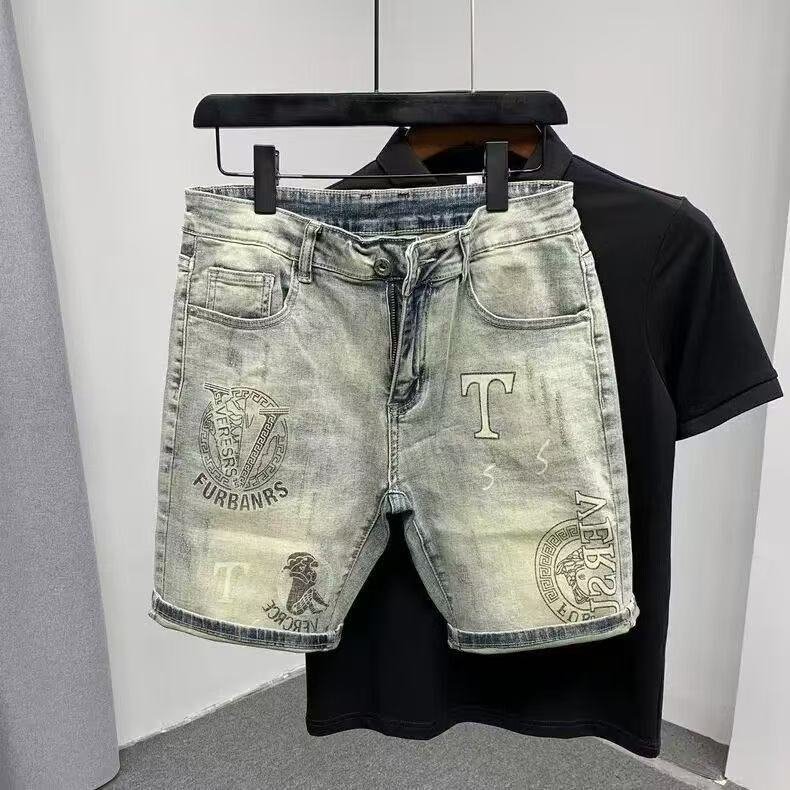 Celana pendek jeans pria, celana pendek pria, celana pendek pria, celana pendek pria.