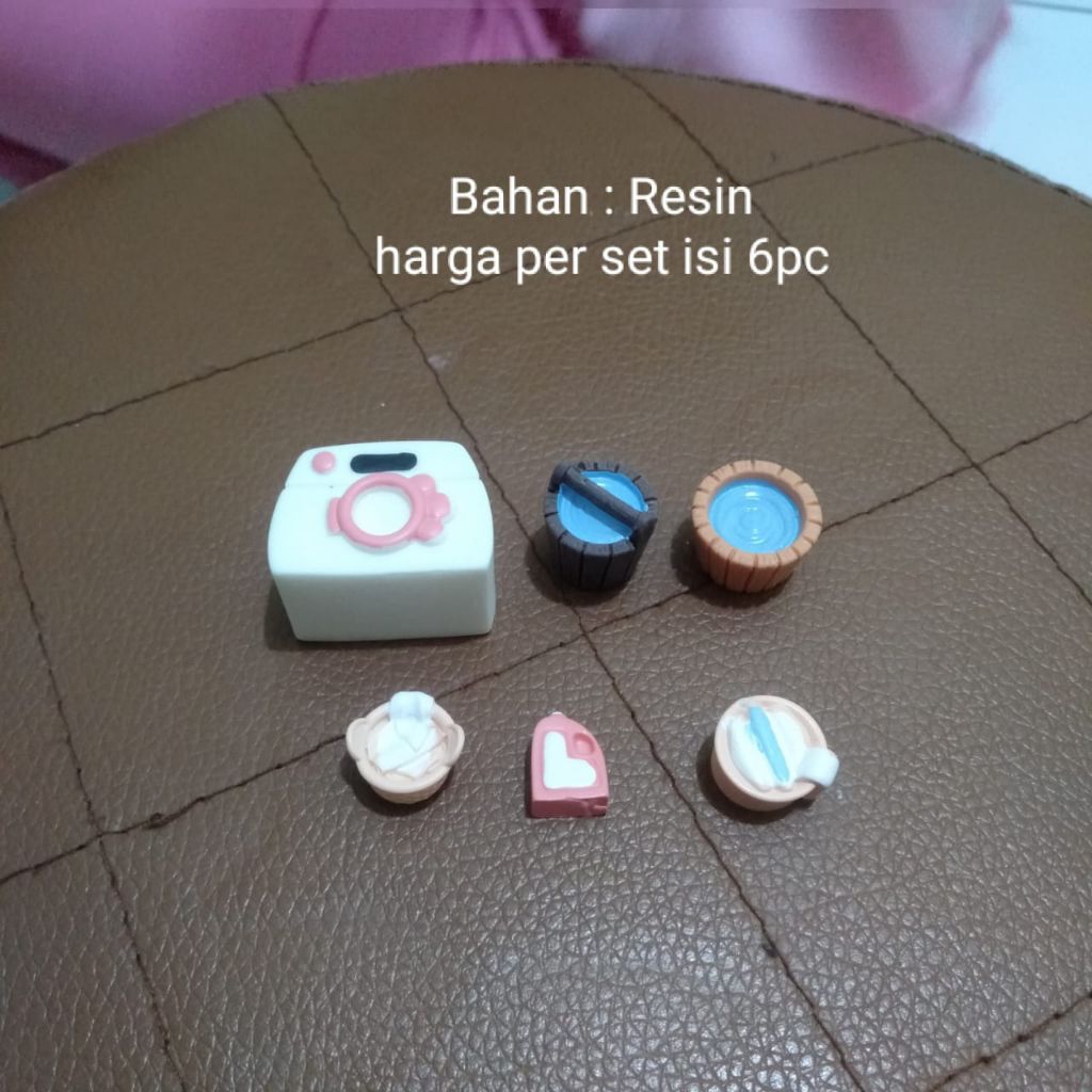 Miniatur Set Mesin Cuci Ember Air Detergen Ember Cucian