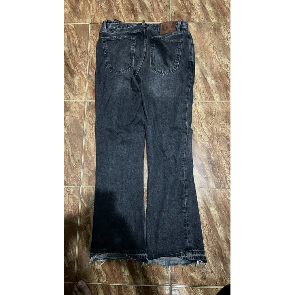 Zara Flare Jeans Size 40