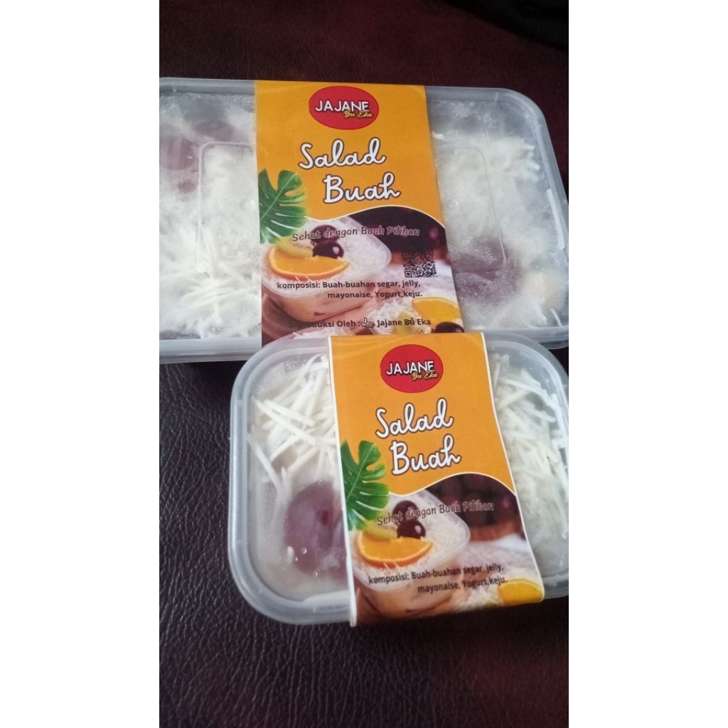 

Jajane Bu Eka Salad Buah