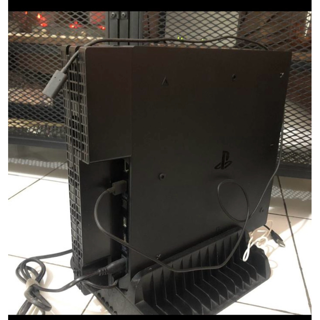 PS4 Pro 1 TB