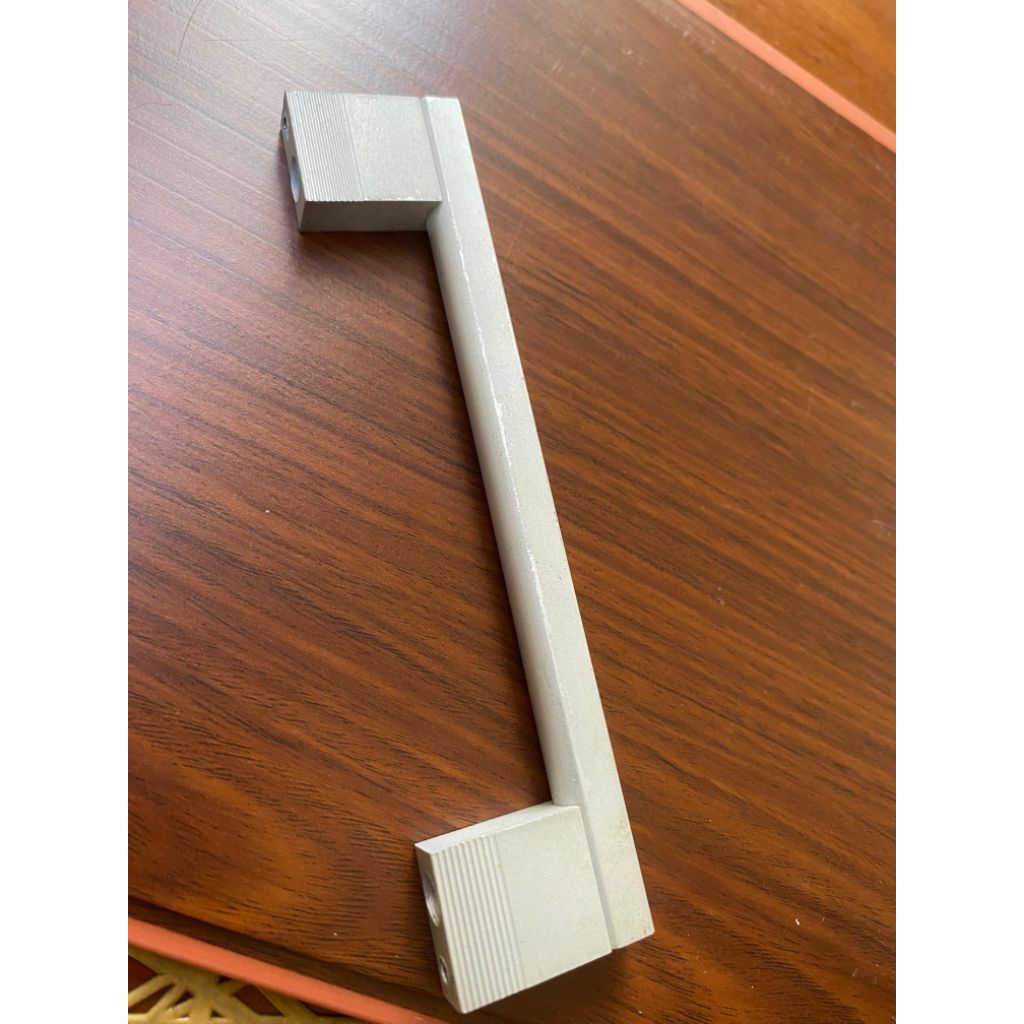 Tarikan lemari minimalis/tarikan laci/handle lemari minimalis/handle lemari estetik/tarikan lemari u